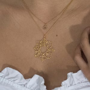 Natalie Perry, Diamond Flower Necklace in Fairtrade Gold